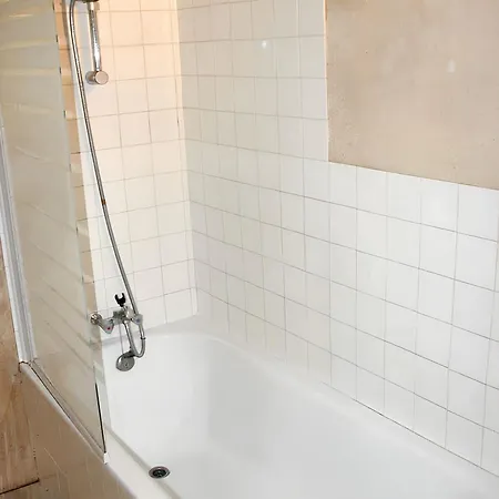 Confortable Pres De Beaumont-du-perigord, 60 M², Cheminee Apartment Beaumont-du-Périgord