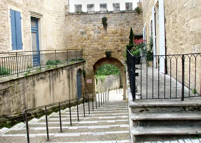 Confortable Pres De Beaumont-du-perigord, 60 M², Cheminee *